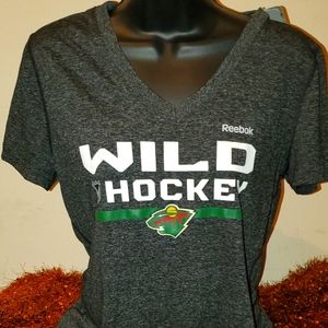 Reebok V neck tee New